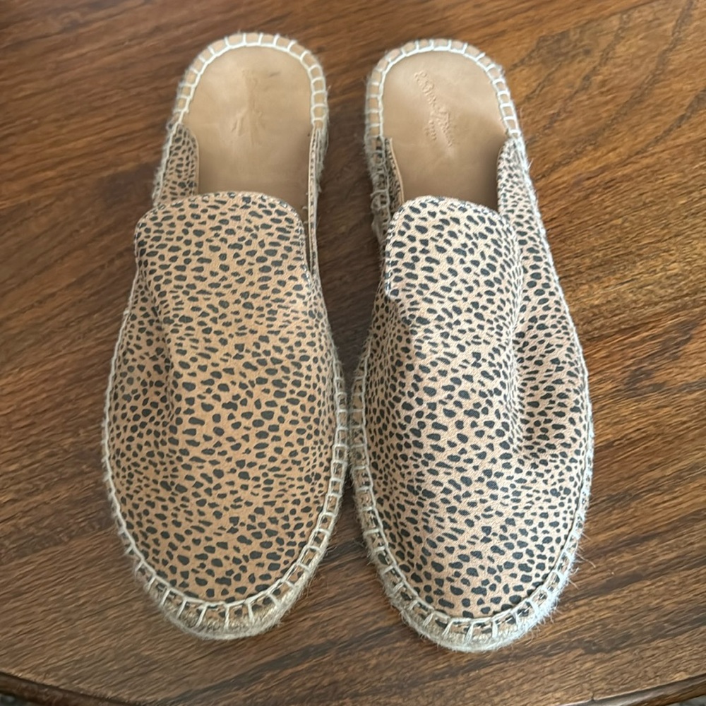 Cheetah print sandals